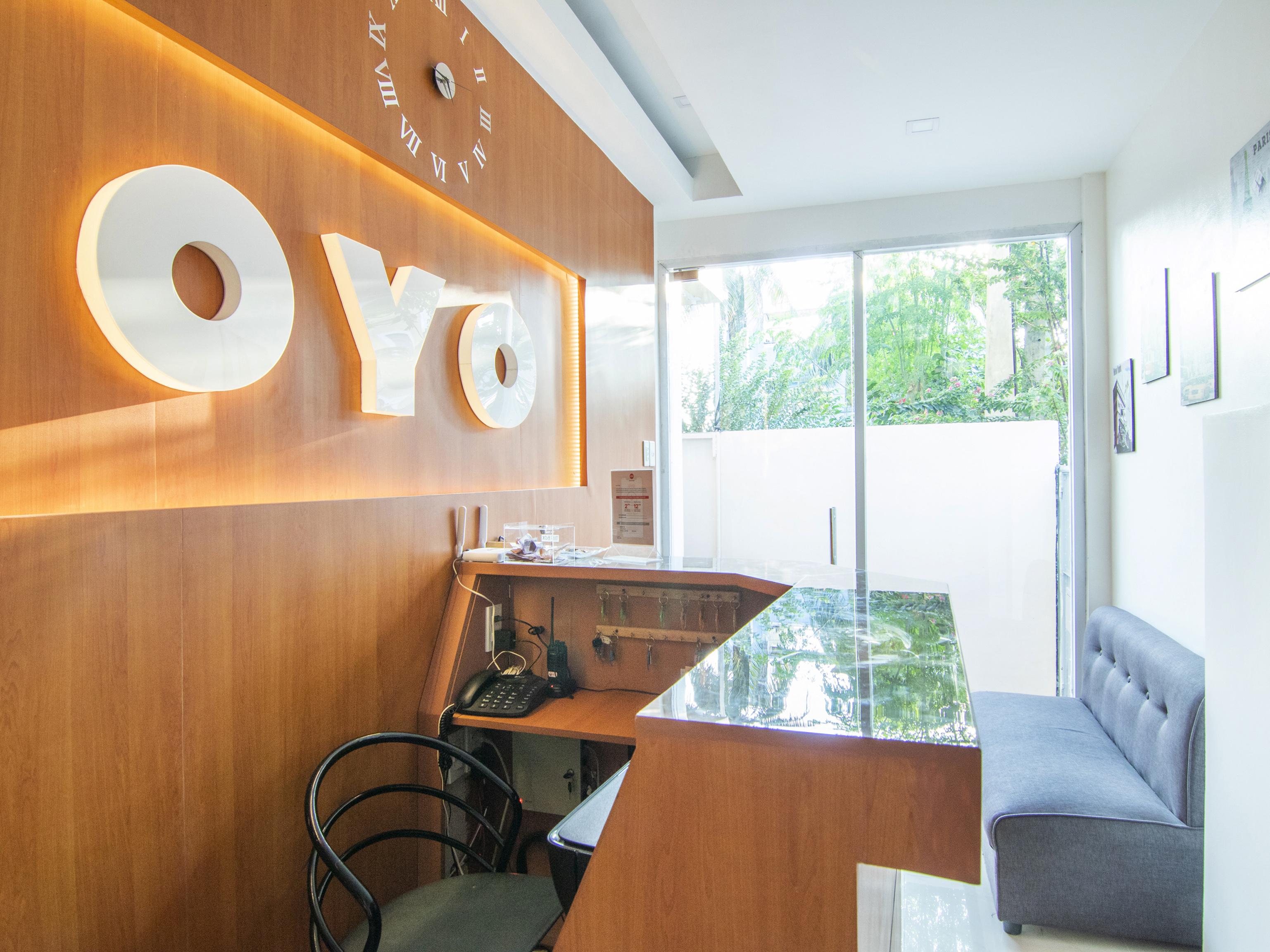 Oyo 431 Apollo 11 Apartelle Pasay Exterior foto