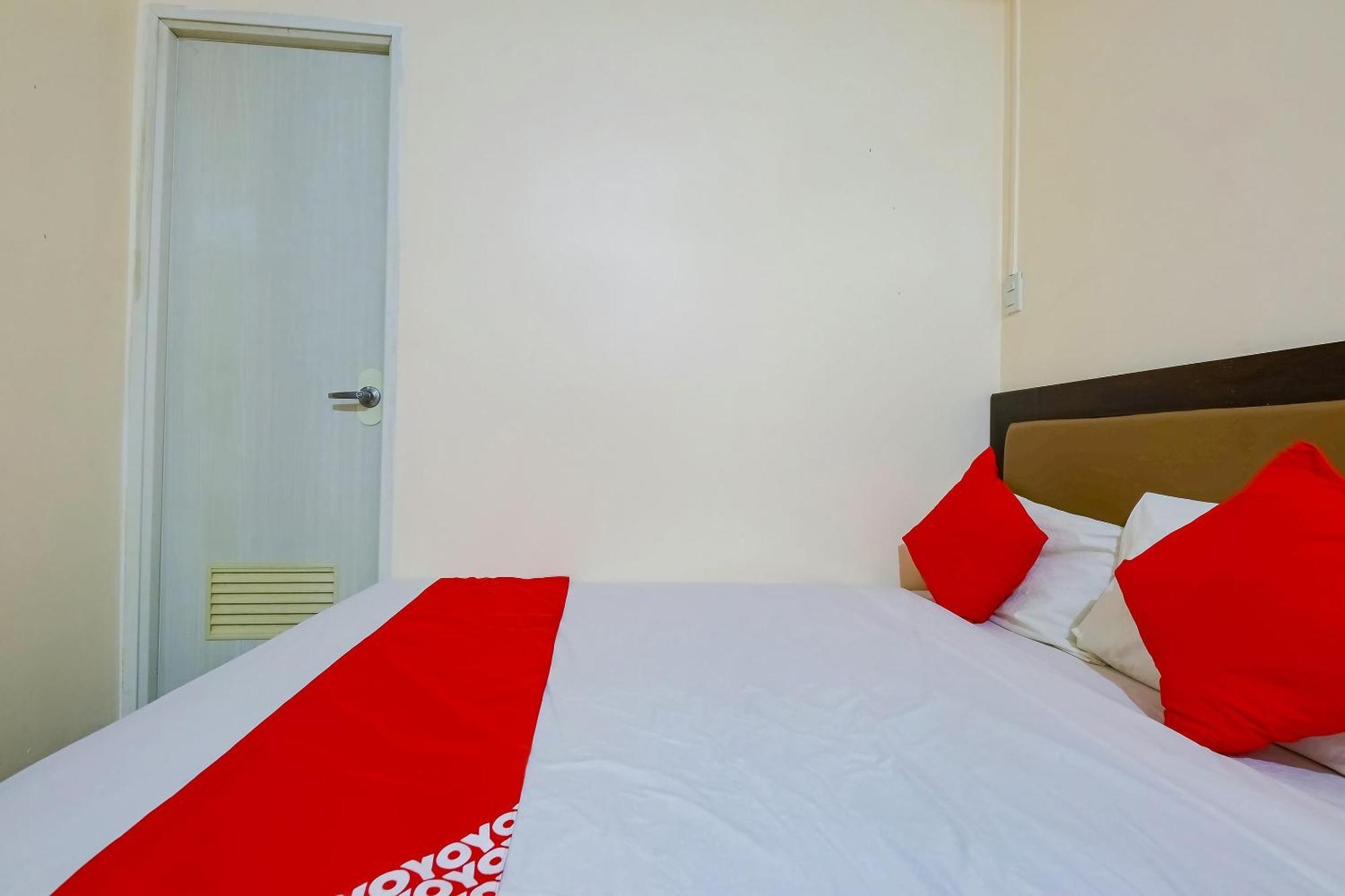 Oyo 431 Apollo 11 Apartelle Pasay Exterior foto