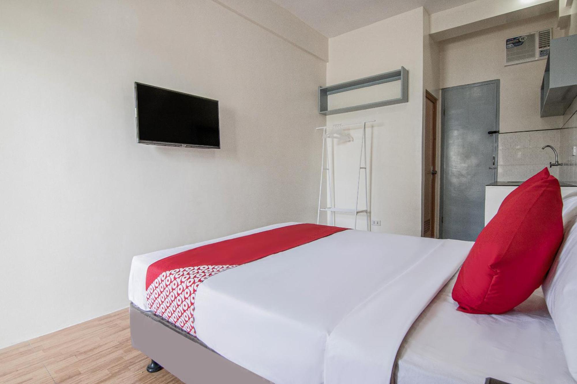 Oyo 431 Apollo 11 Apartelle Pasay Exterior foto