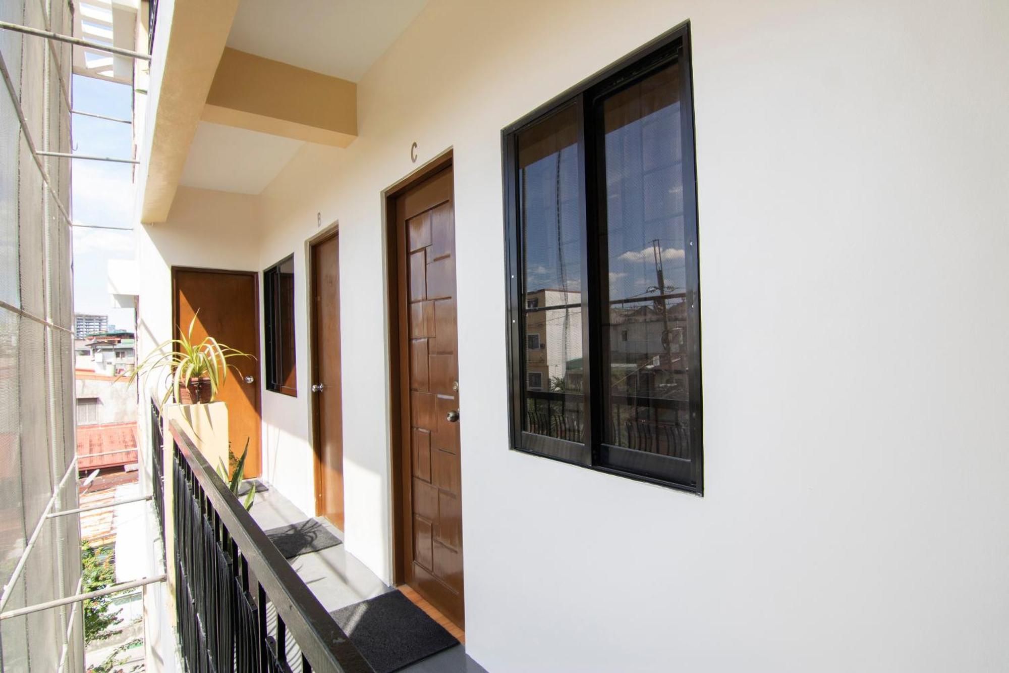 Oyo 431 Apollo 11 Apartelle Pasay Exterior foto