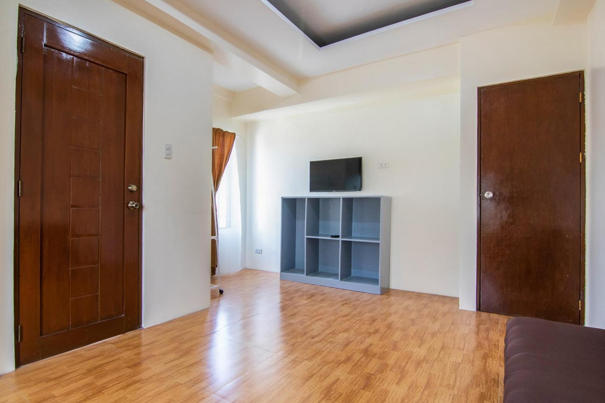 Oyo 431 Apollo 11 Apartelle Pasay Exterior foto