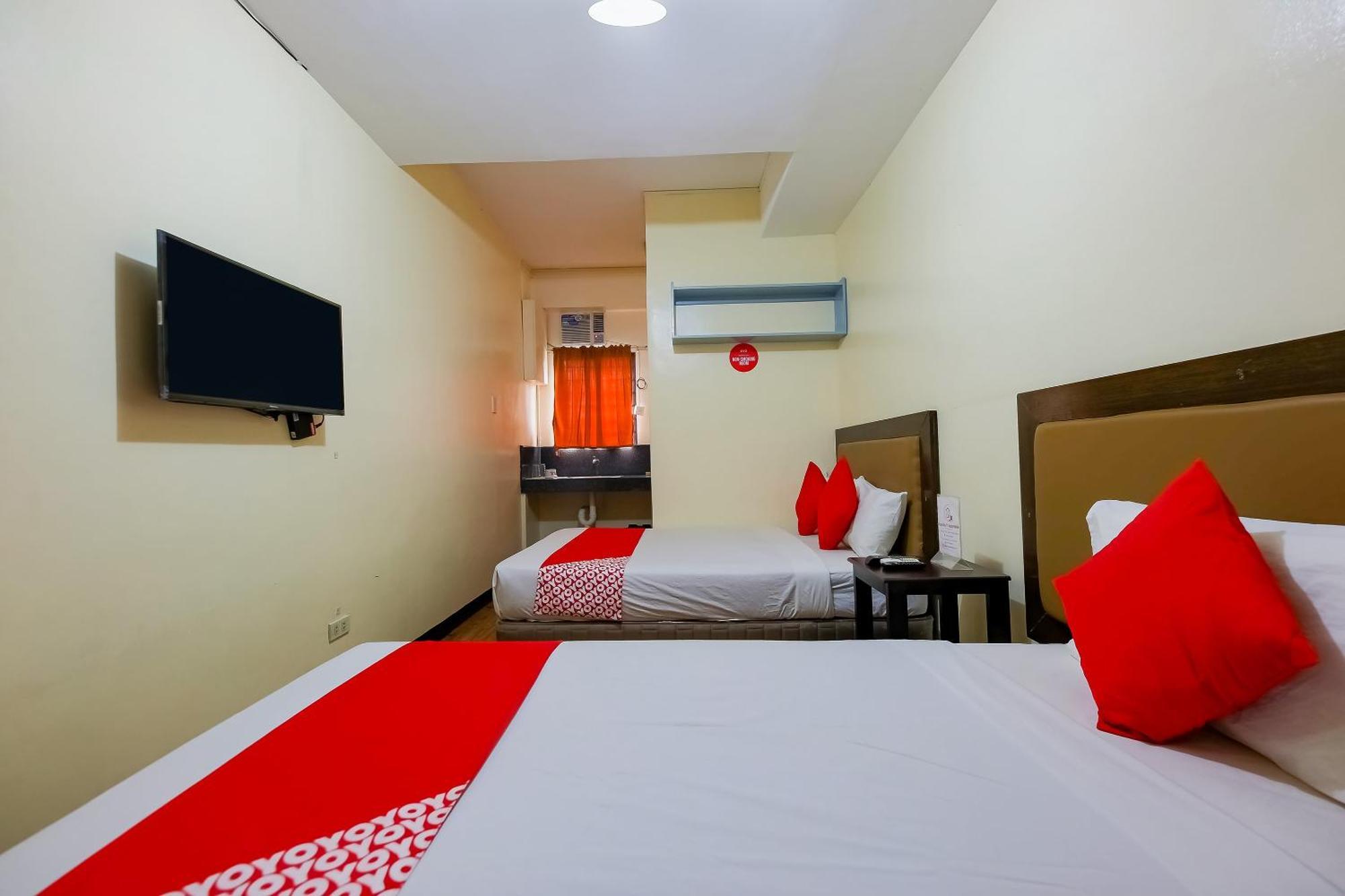 Oyo 431 Apollo 11 Apartelle Pasay Exterior foto